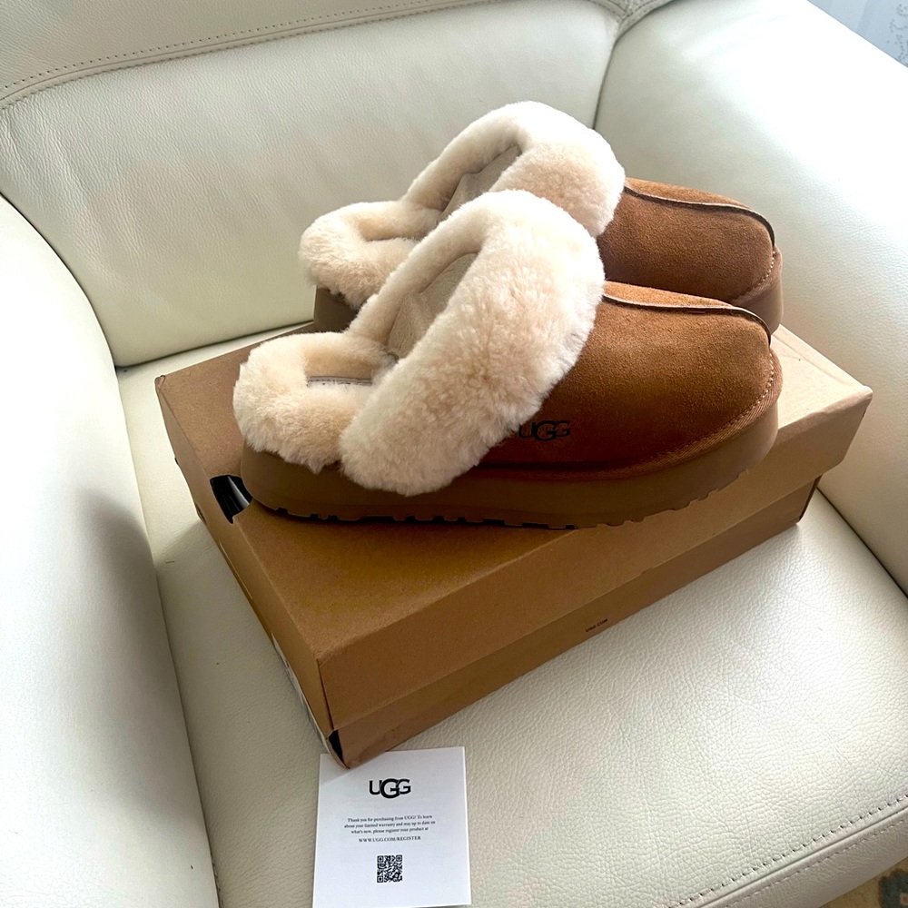 NWT UGG Disquette Slippers Chestnut - Women’s Slides Sheepskin Clog Mules - Picture 4 of 13